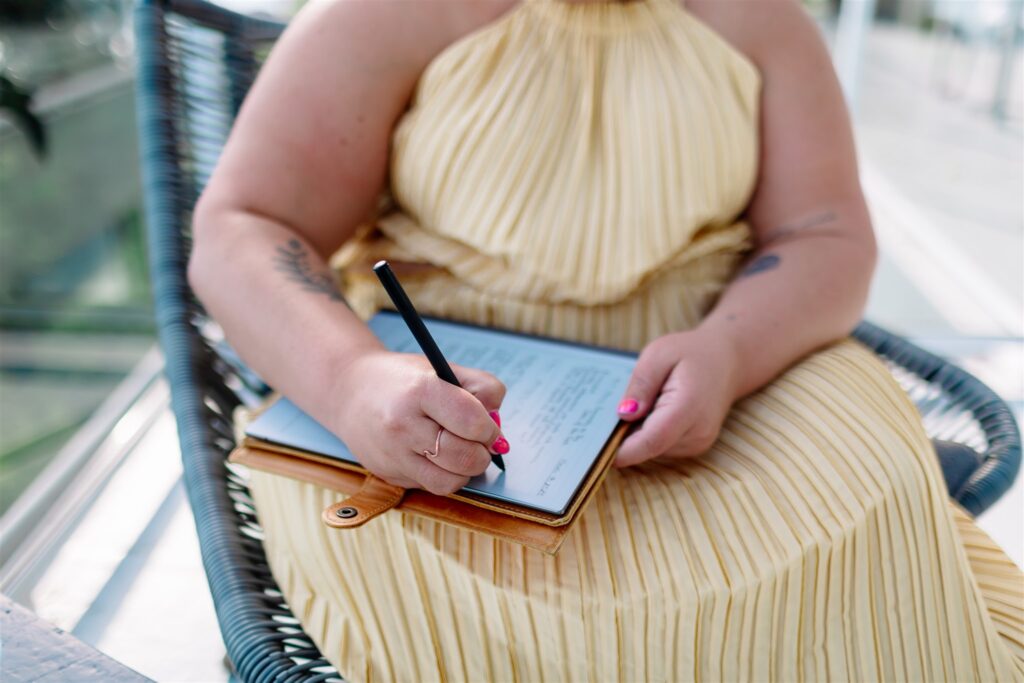 ghostwriting book coaching and copywriting services